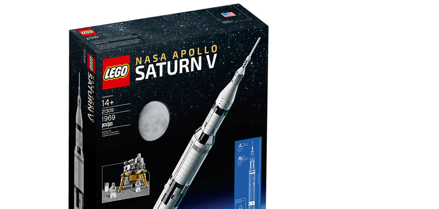 Saturn V NASA Logo - LEGO NASA Apollo Saturn V – TechDad's Toy Reviews