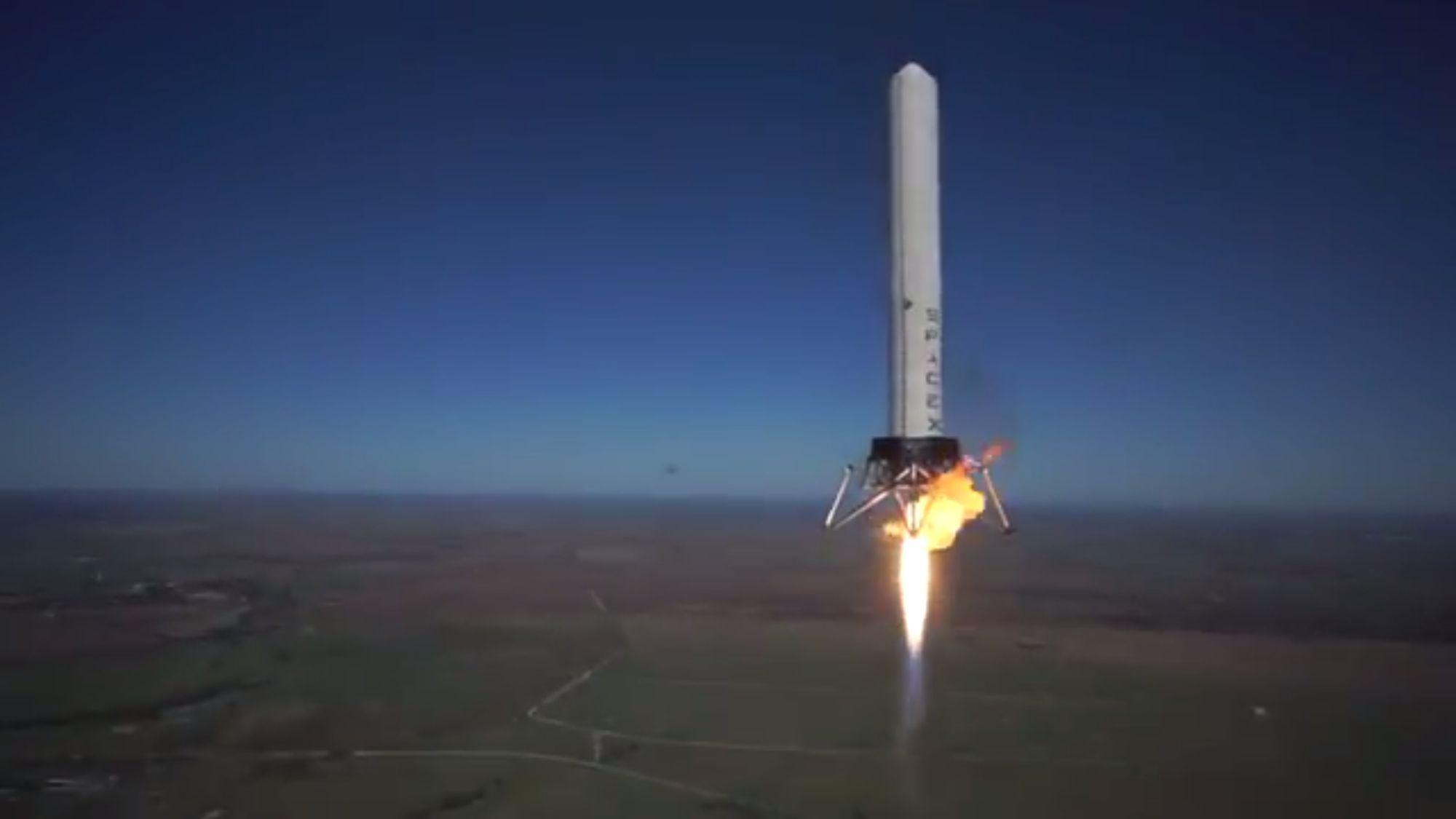 SpaceX Grasshopper Logo - SpaceX : Grasshopper a atteint 744 m ! - Cap sur l'espace