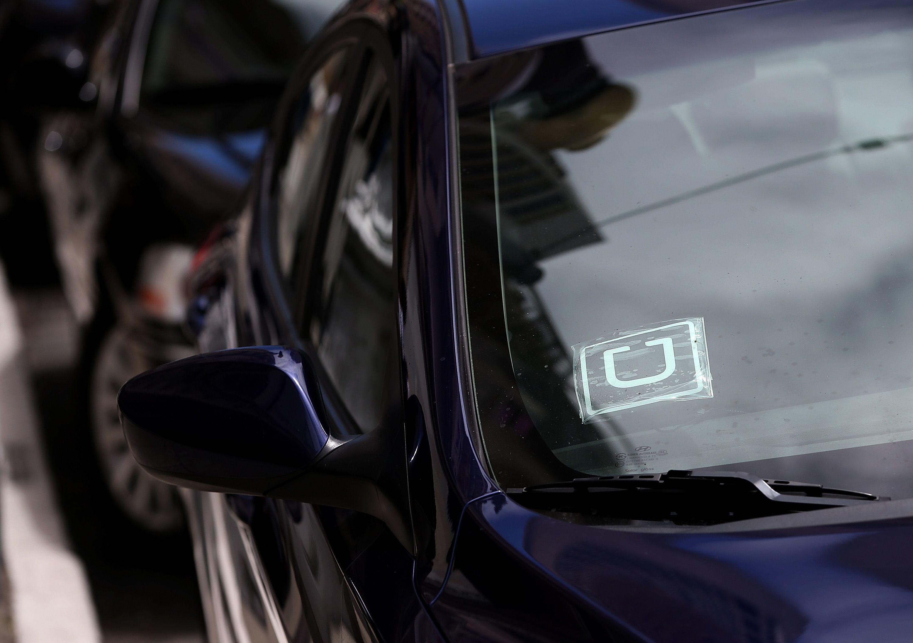 Uber Driving Logo - Uber drivers could earn thousands in benefits from full-time ...
