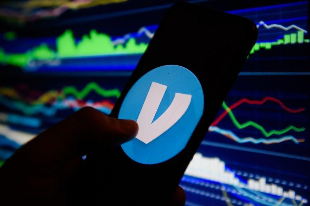 Venmo Logo - PayPal's Venmo is showing 'no signs of slowing' after getting ...