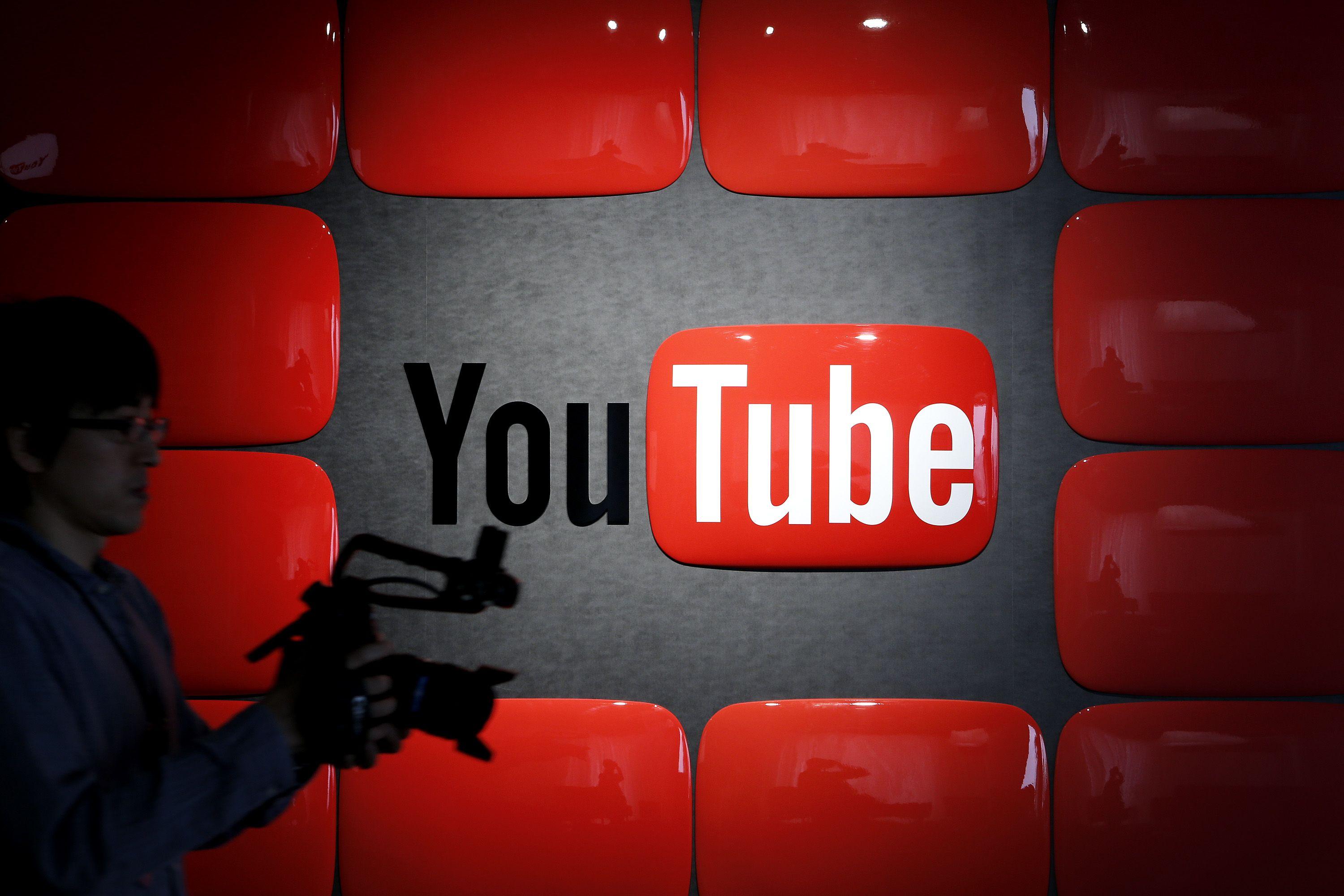 Netflix and YouTube Logo - YouTube May Square off Against Netflix by Licensing Shows | Time