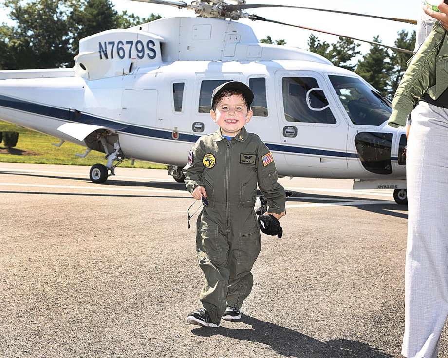 Sikorsky Lockheed Martin Logo - Sikorsky gives young 'test pilot' his wish - Connecticut Post
