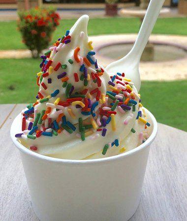 Froyo Ice Cream Logo - vanilla froyo with sprinkles - Picture of Sol Frozen Yogurt Drinks ...