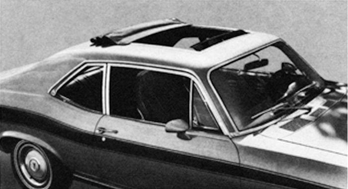 Buick Olds Pontiac Club Logo - Unusual 1950s 1970s GM Accessories