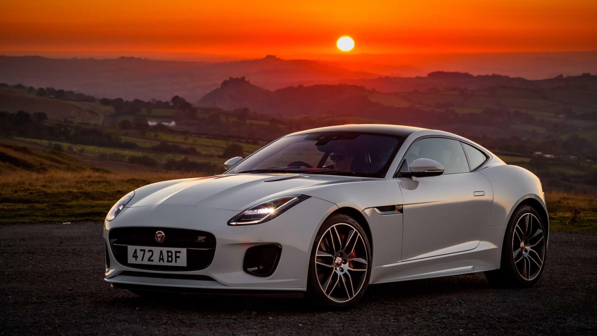 Red Checkered Flag Car Logo - Jaguar F-Type Chequered Flag edition revealed for America