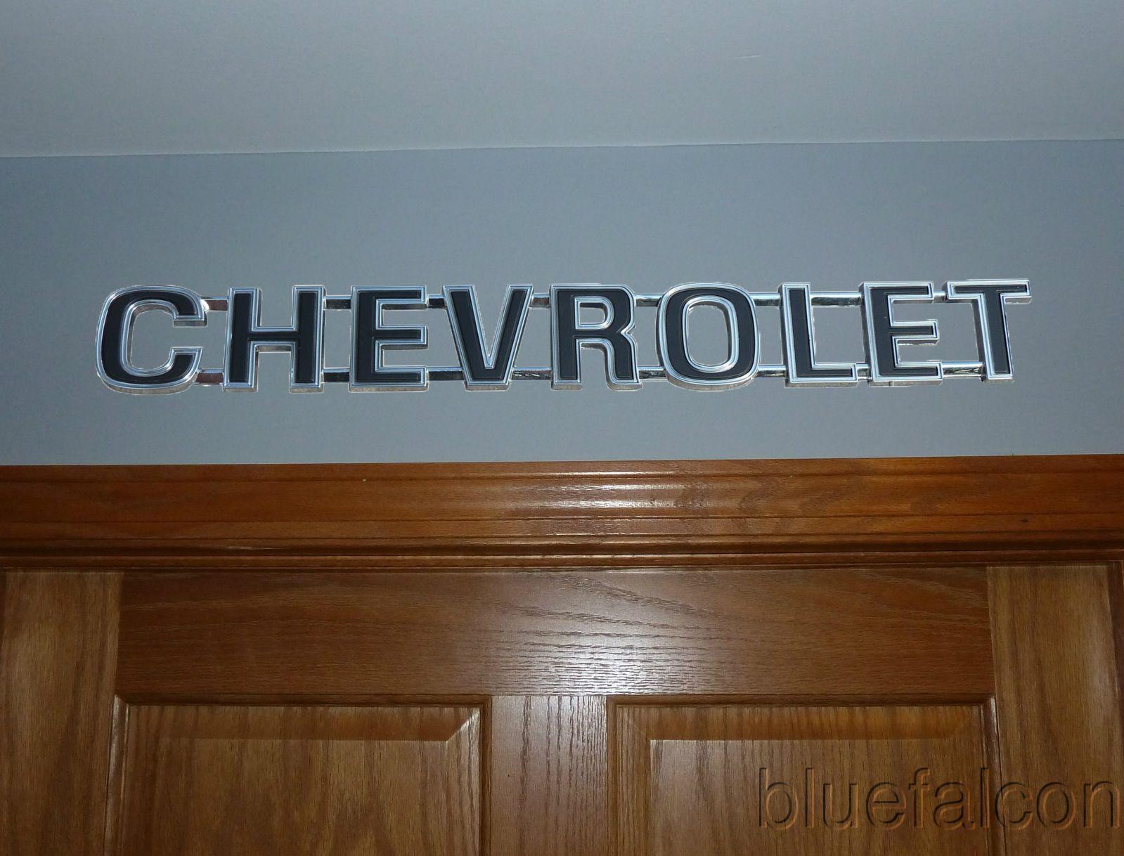 Chevrolet Garage Logo - OEM CHEVY CHEVROLET TAILGATE EMBLEM VINTAGE CLASSIC WALL BAR GARAGE ...