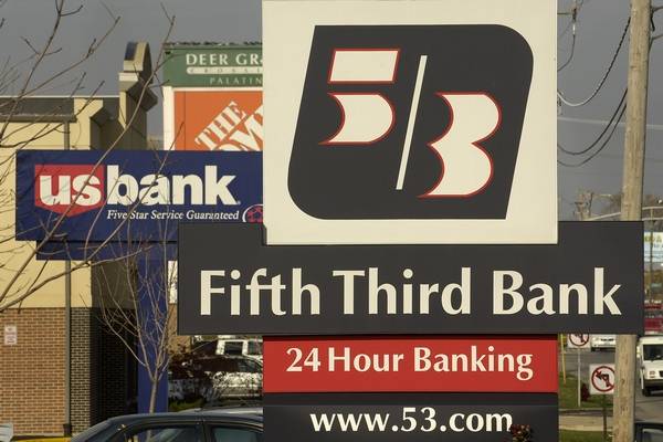 MB Financial Bank Logo - Up to 50 bank branches could close in MB, Fifth Third merger