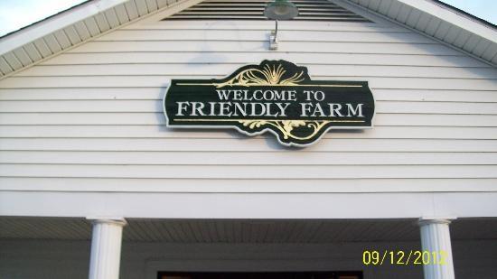 Friendly Farms Logo - Outside sign of Friendly Farms, Upperco