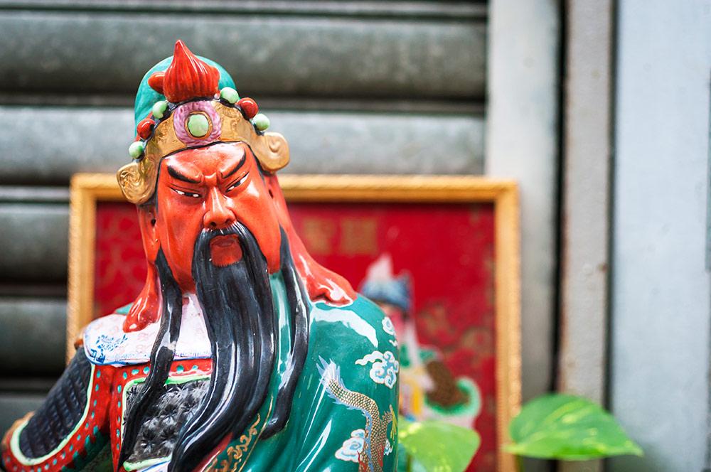 Red Face Statue Logo - Know Your Gods: Guan Yu | StrippedPixel.com - Hong Kong & China ...