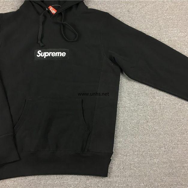 No Box Logo - UNHS Supreme box logo Hoodie black in 20060 Gessate for €60 - Shpock