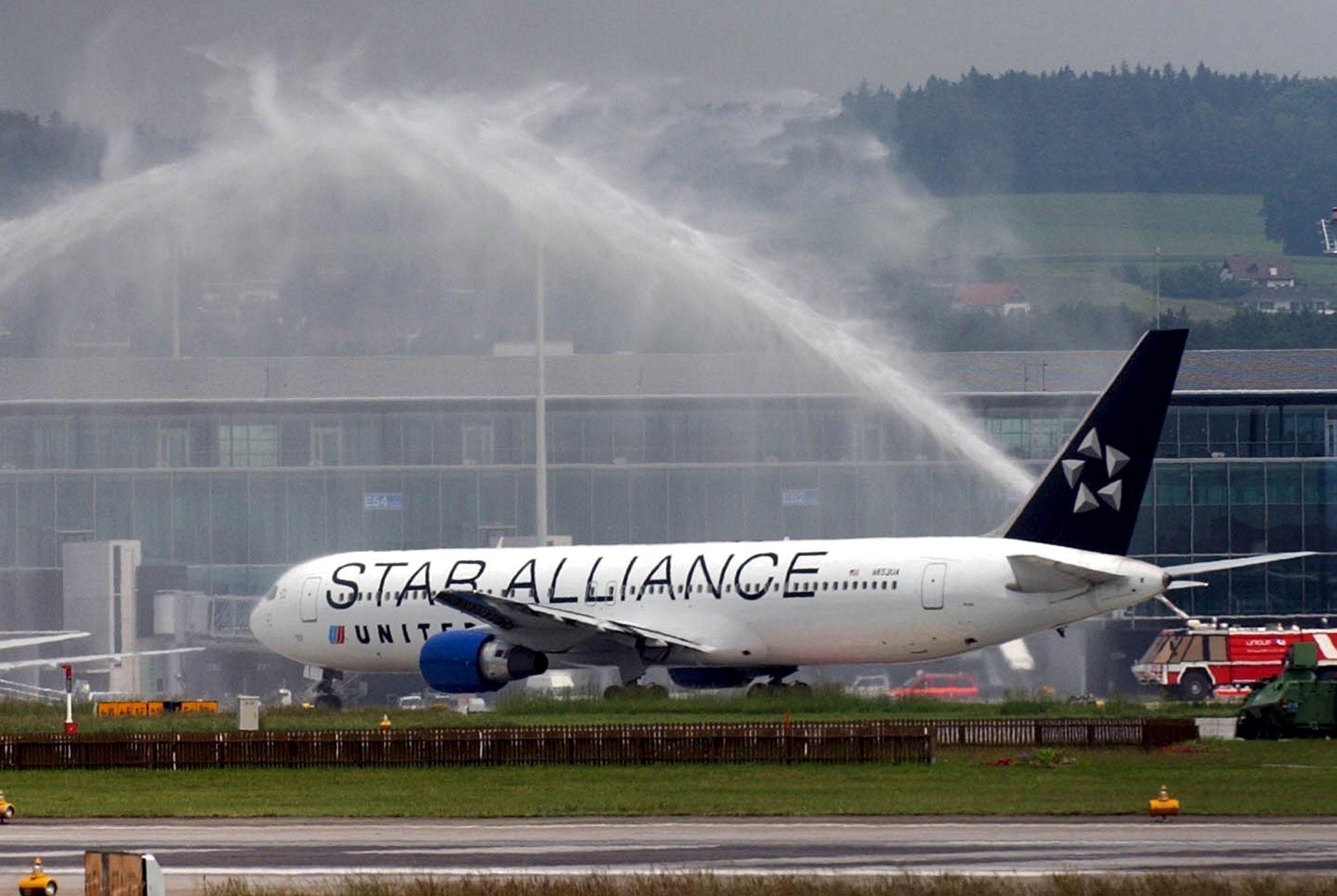 United Star Alliance Logo - United Airlines Is About To Make Mileage Award Travel A Lot More ...