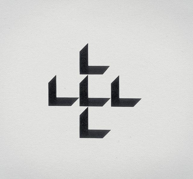 Square with Faces Logo - Retro Corporate Logo Goodness_00068 | Logos