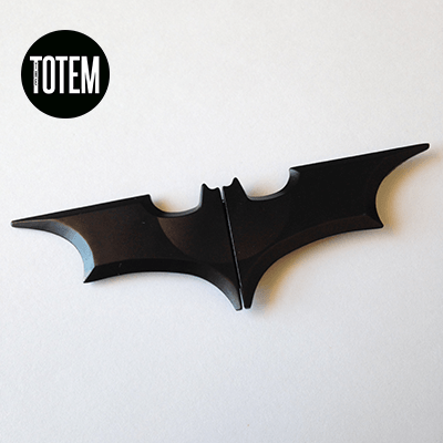 Batman Boomerang Logo - Metal Batman Batarang Folding Money Clip | Gameology