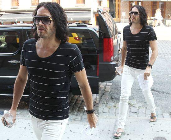 Russell Brand White Logo - Pictures of Russell Brand in Manhattan, Jonathan Ross Signs New Chat ...