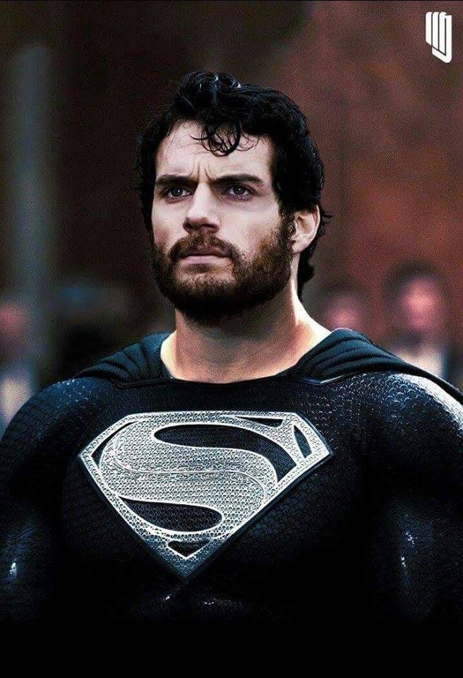 Superman Black Suit Logo - Justice League: New Image of Henry Cavill as Superman With Beard in ...