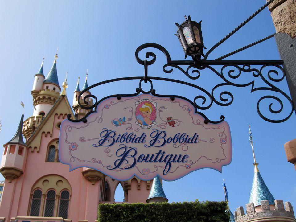 Bibbidi Bobbidi Boutique Logo - Disney World's Bibbidi Bobbidi Boutique Basics