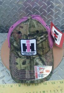 Camo International Harvester Logo - INTERNATIONAL HARVESTER IH Ladies REALTREE CAMO & PINK MESH LOGO Hat