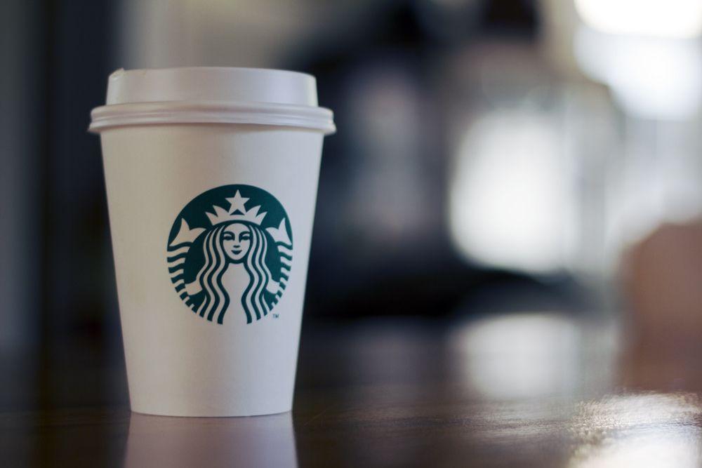 Coffee Cup Starbucks Logo - New Starbucks Logo | Starbucks started using their new logo … | Flickr