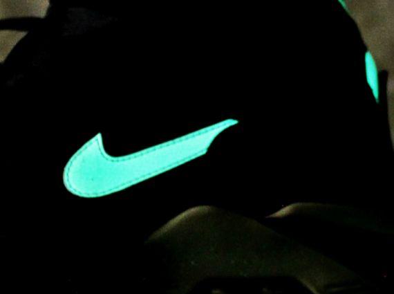 Glow in the Dark Nike Logo - Nike Air Force 180 High 