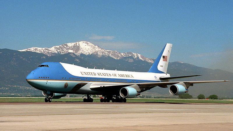 Air Force Plane with Logo - Air Force One | The White House