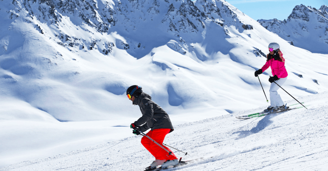 Snow Skier Logo - Ski Holiday Advice from Experts