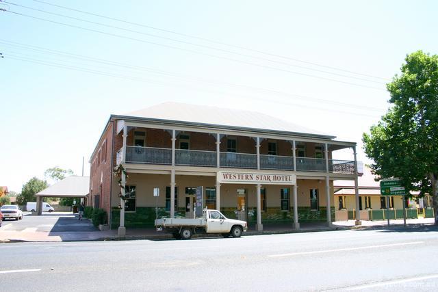 Hotal Western Star Logo - Western Star Hotel in Dubbo < New South Wales. Gday Pubs