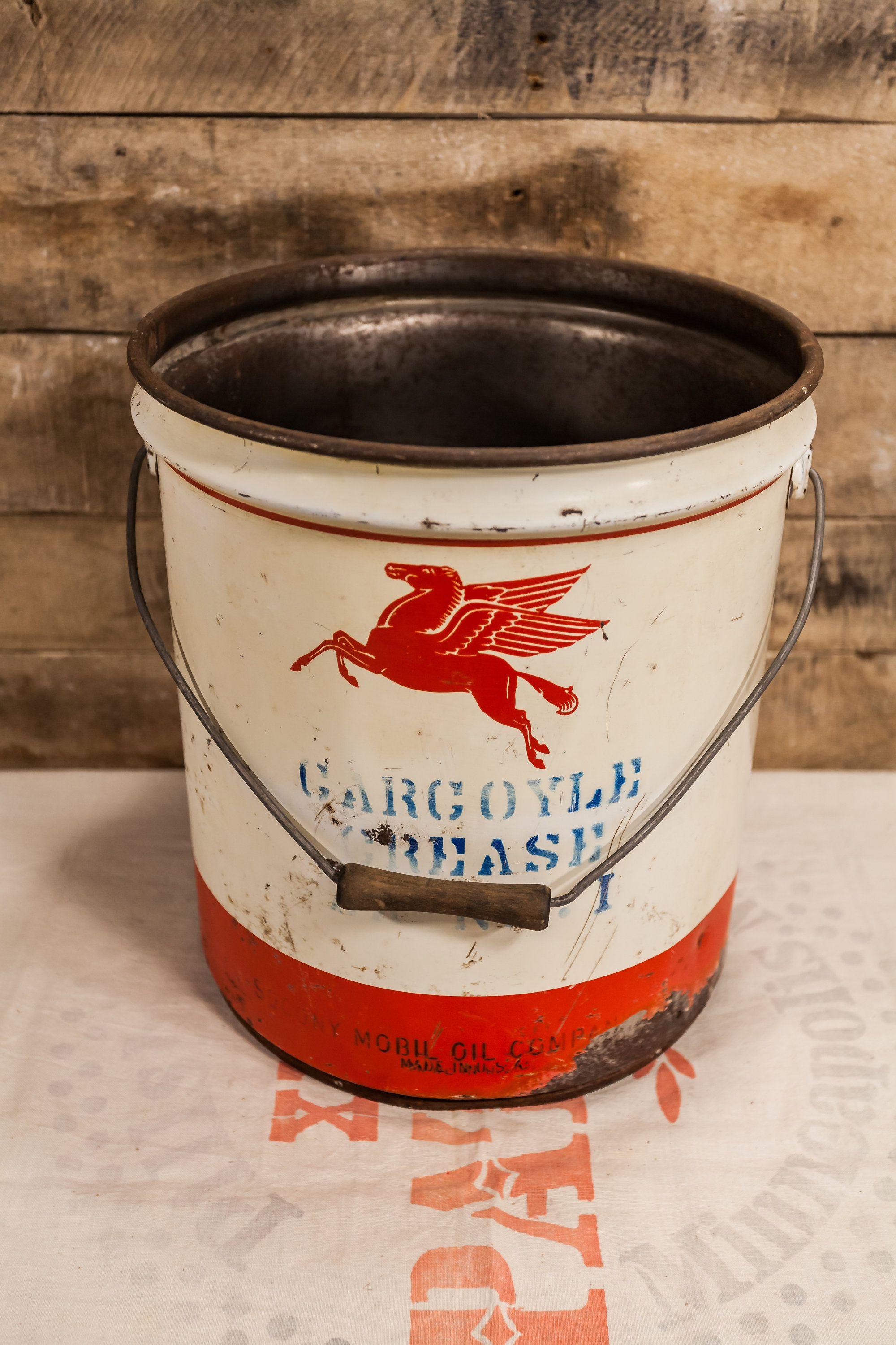 Oil Company Pegasus Logo - Vintage Gargoyle Grease Can Socony Mobil Oil Company Pegasus ...