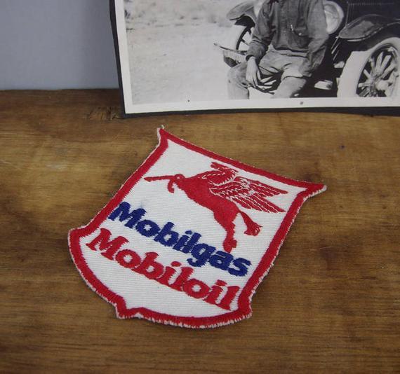 Oil Company Pegasus Logo - Vintage Mobil Gas Oil Company Logo Cloth Patch Winged | Etsy