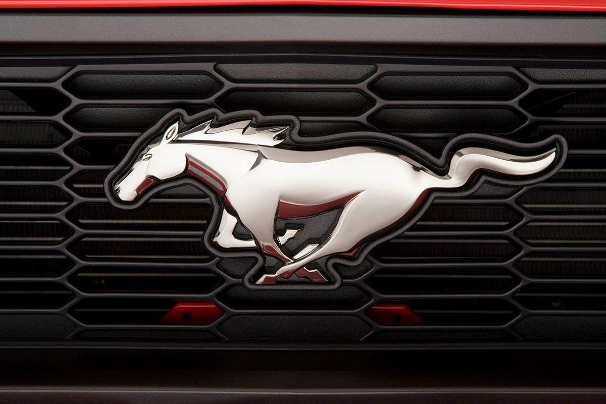 Stallion Car Logo - Ford Mustang running horse logo