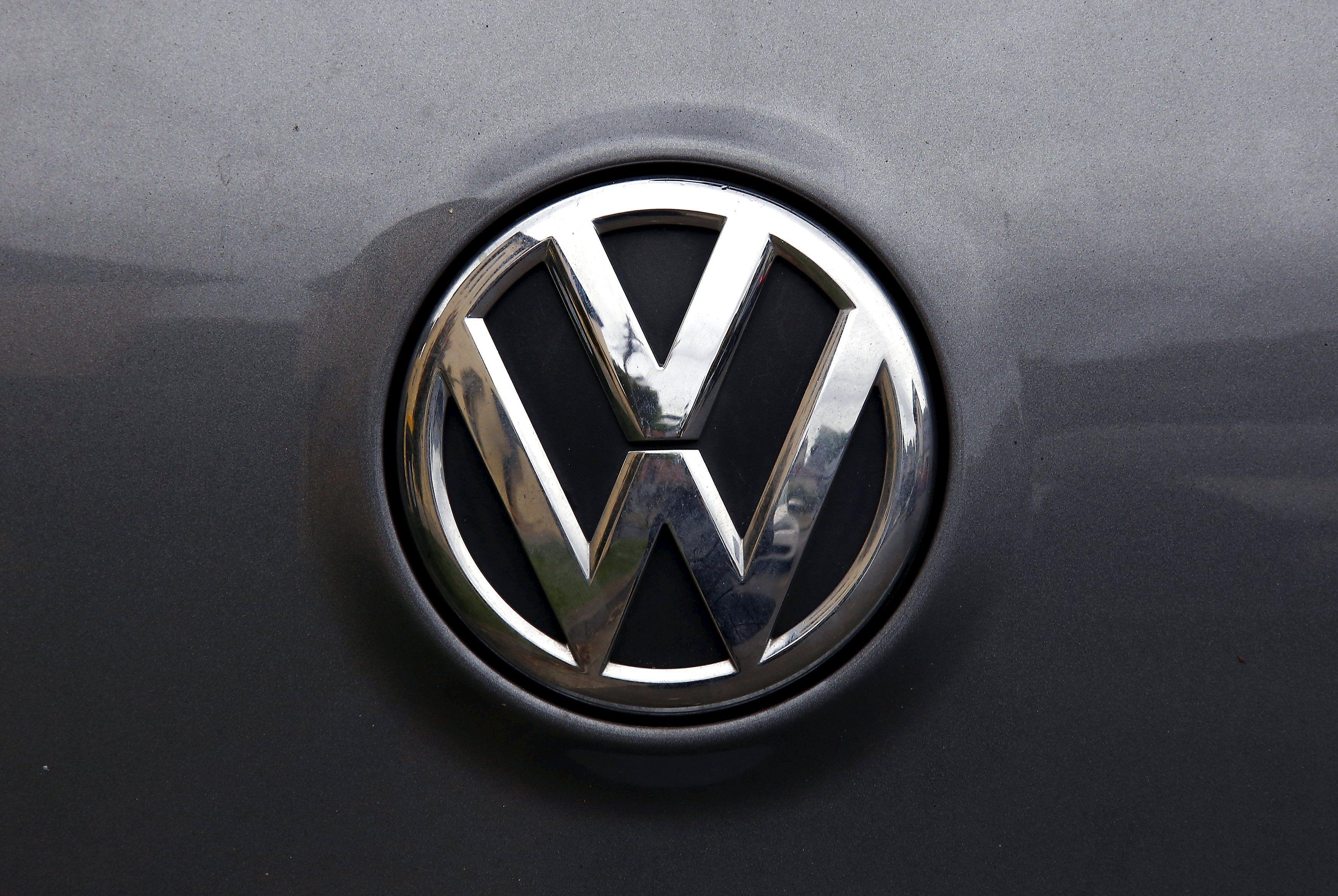 Cool VW Logo - VW to freeze promotions due to emissions scandal: report - The ...