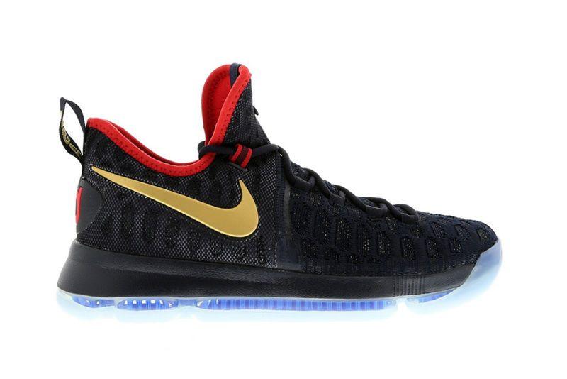 Black Red and Gold Logo - Gold-Branded Basketball Shoes : Nike Swoosh logo