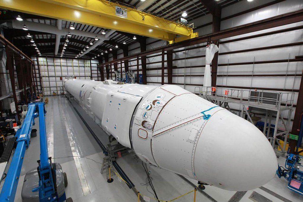 Dragon Falcon 9 Logo - Just in from SpaceX: Dragon and Falcon 9 assembly now complete