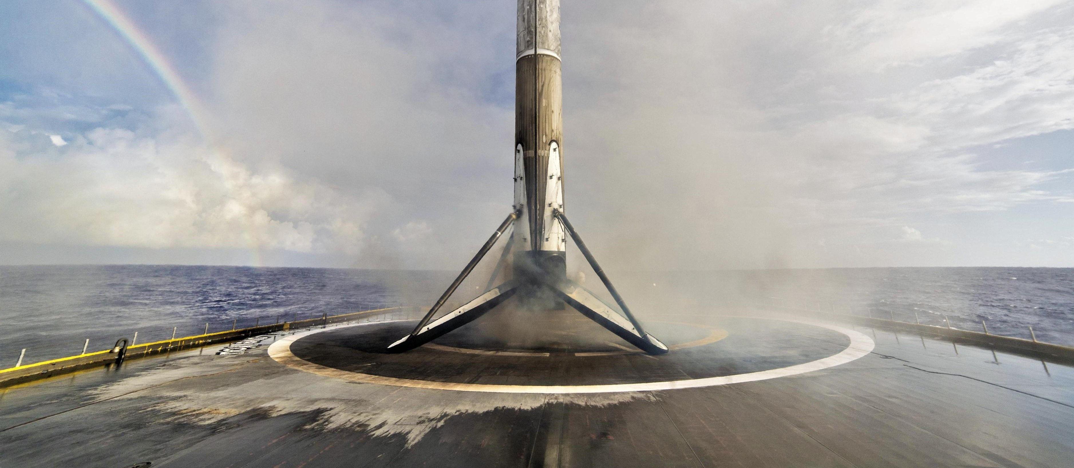 Dragon Falcon 9 Logo - SpaceX's Falcon 9 Block 5 set for first Cargo Dragon spacecraft launch