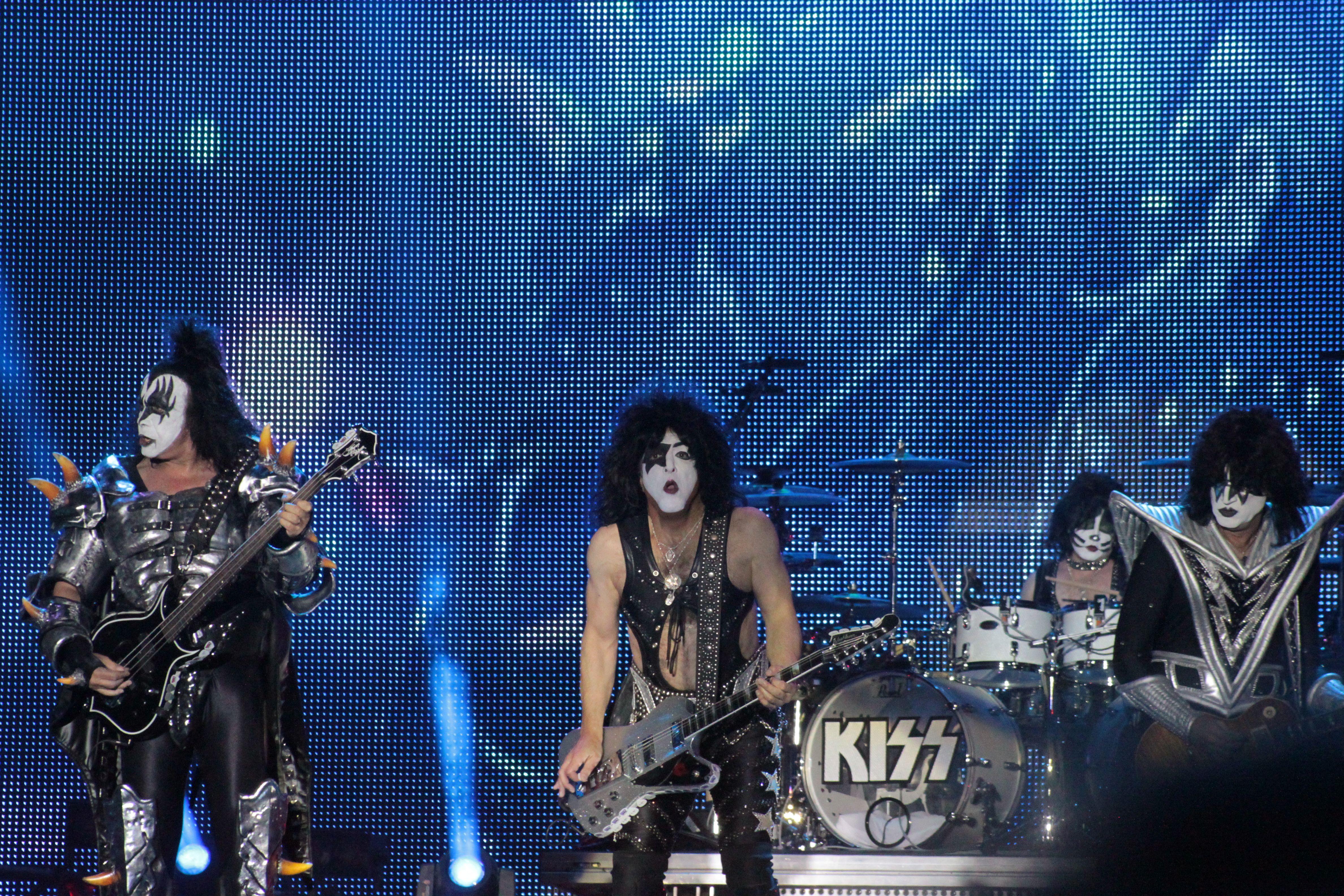 2013 New Rock Band Logo - Kiss (band)