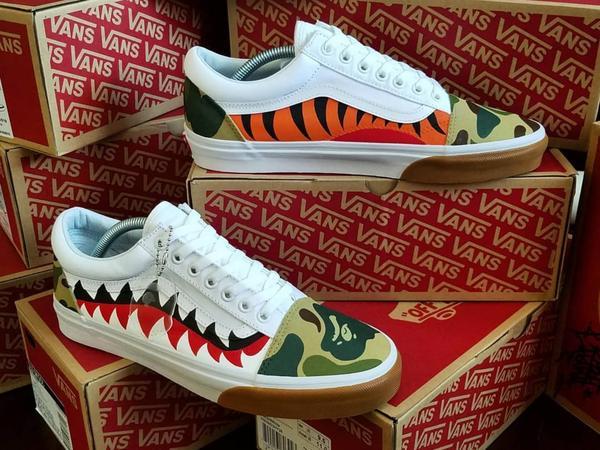 Red BAPE Star Logo - The 8 Best Bape Vans Perfect For Summer 2018 – TheShoeCosmetics