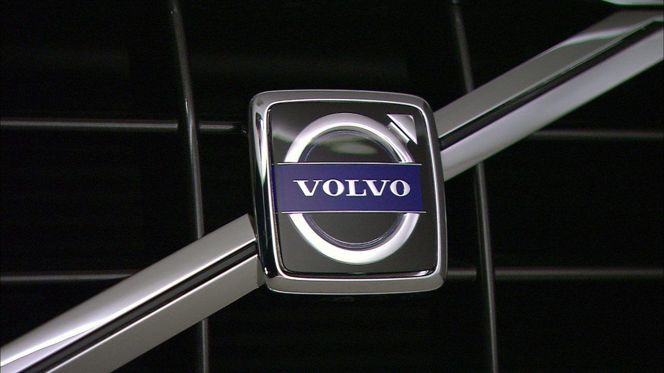 Volvo Logo - Volvo's iron logo back in the centre - Volvo Car Group Global Media ...
