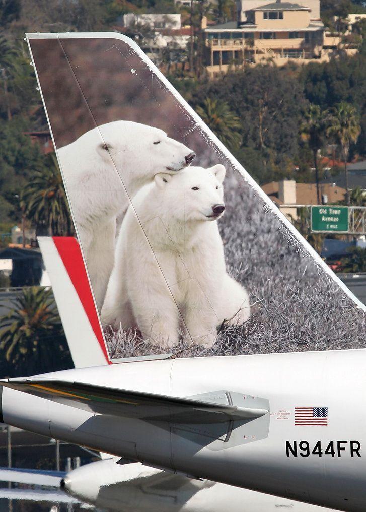 Airline Polar Bear Logo - Frontier Airlines Airbus A319 111 N944FR 'Alberta And Clipper