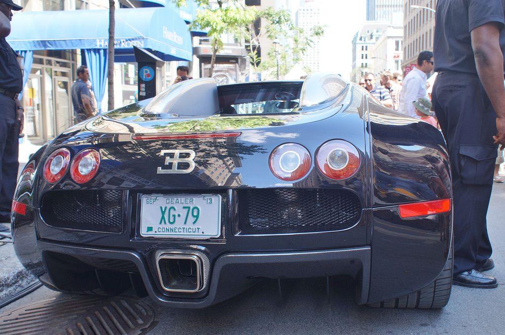 3B Car Logo - $2,000,000 Bugatti 3B Car, Peel Street F1, Sony A57, Montr… | Flickr