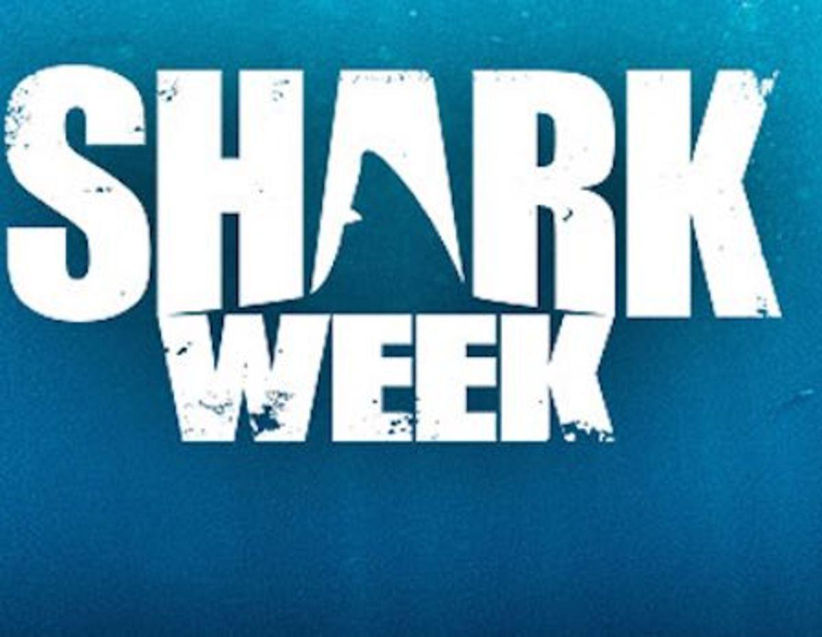 Shark Week Logo - Discovery Hooks Snapchat for 'Shark Week' Series