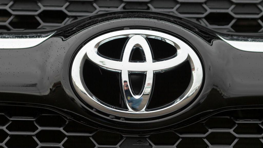 Toyota Kentucky Logo - Toyota Announces $1.33 Billion Investment In Kentucky Plant – CBS ...
