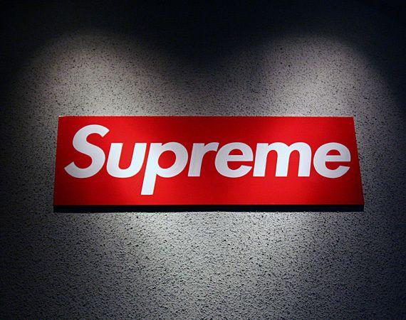 Sky Supreme Logo - Supreme clothing logo - Fonts In Use