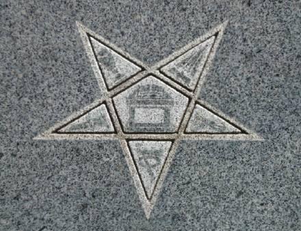 Upside Down Pentagon Logo - Eastern Star. Cemeteries and Cemetery Symbols