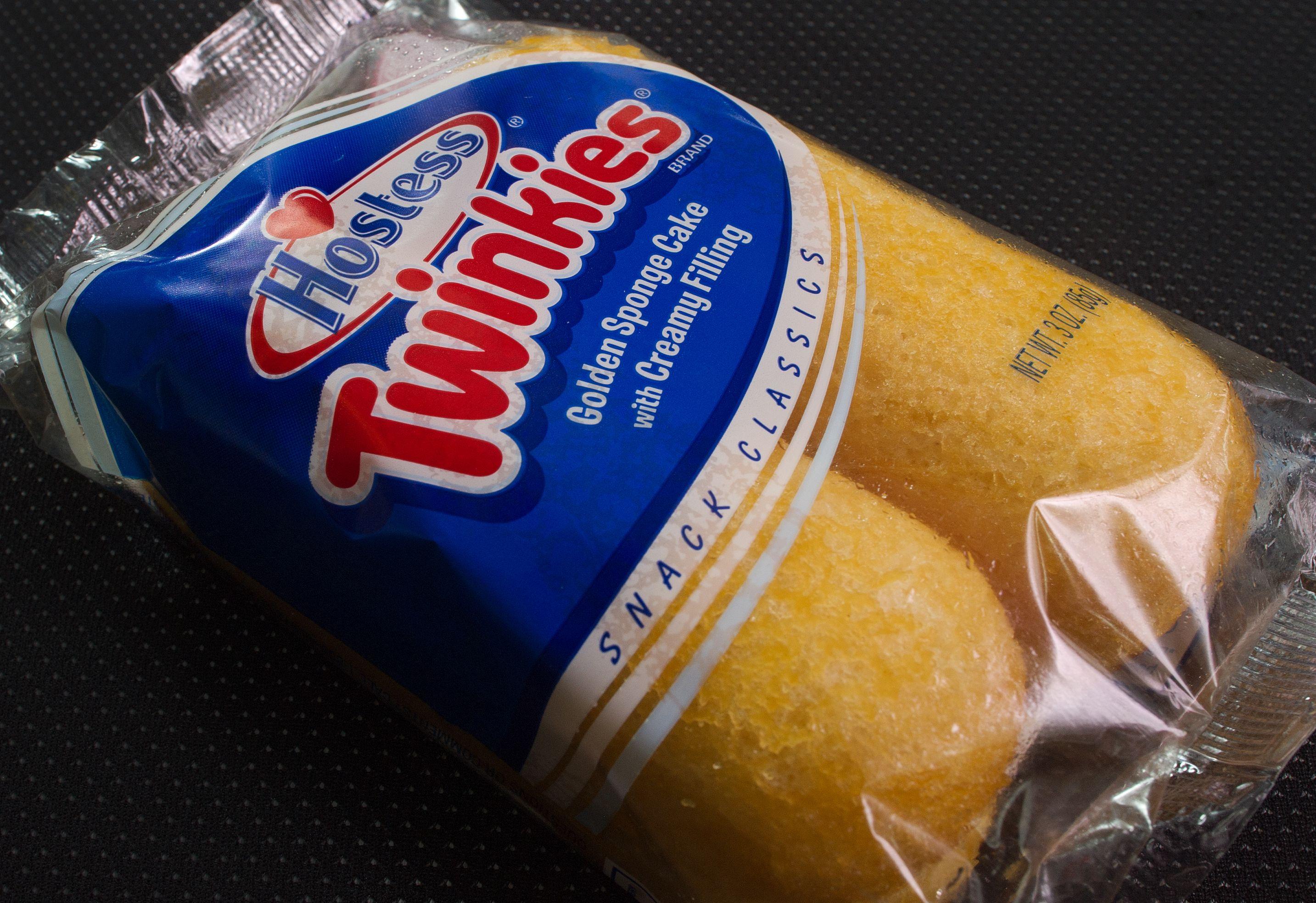 Twinkie Logo - Twinkie and the Hostess Revisited: The Sweetest Comeback in