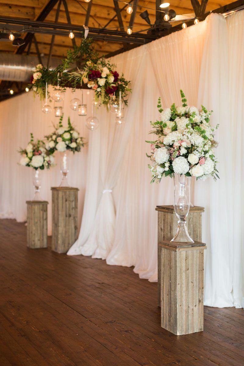 Rustic Wood Flowers Logo - Reclaimed Wood Flower Stands Wedding Ceremony Setup_Summerour
