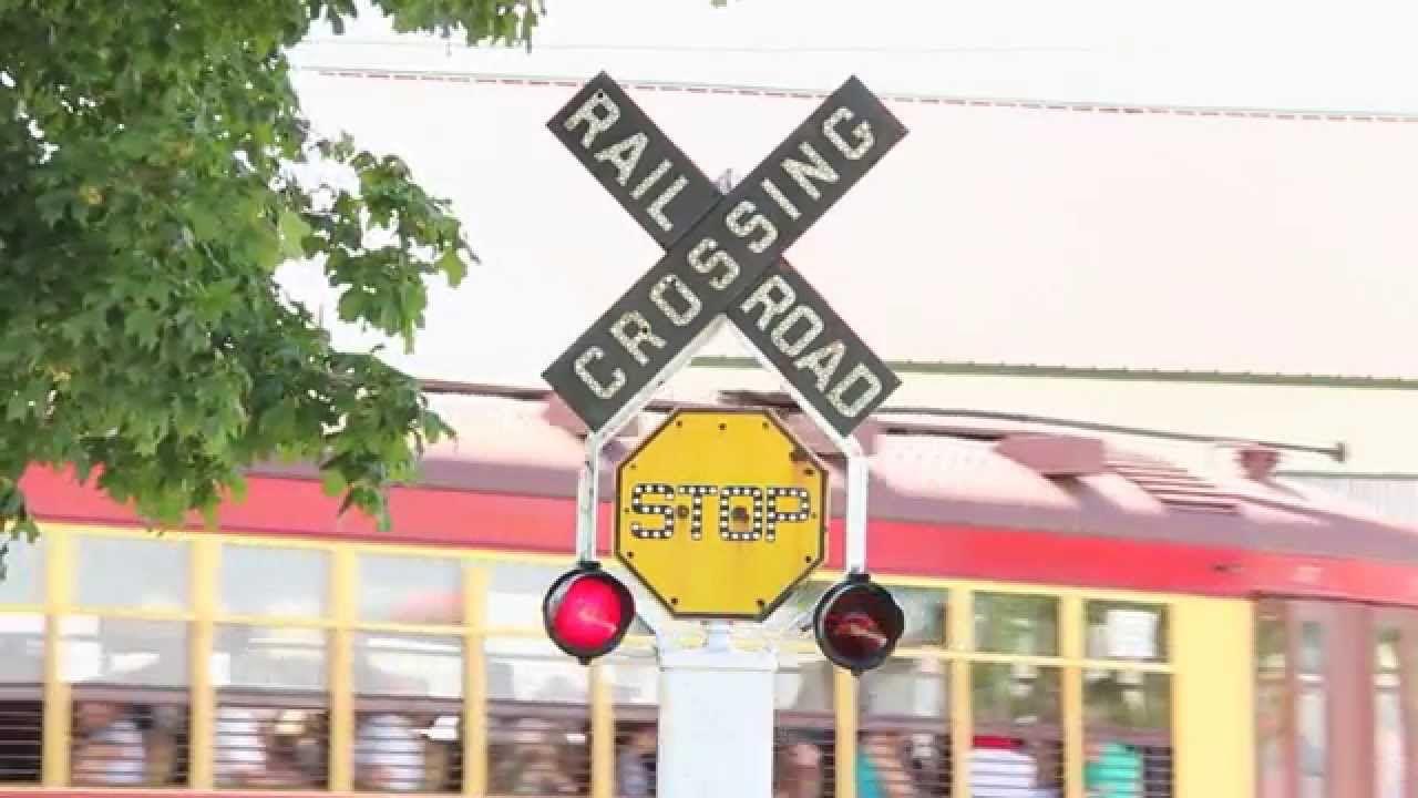 RR Crossing Logo - Illinois Railway Museum's Railroad Crossing Signals - YouTube