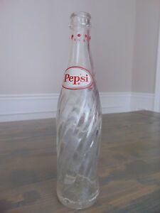 Vintage Pepsi Glass Logo - VINTAGE PEPSI COLA SWIRL GLASS BOTTLE 10 OZ GOOD CONDITION OLD LOGO ...
