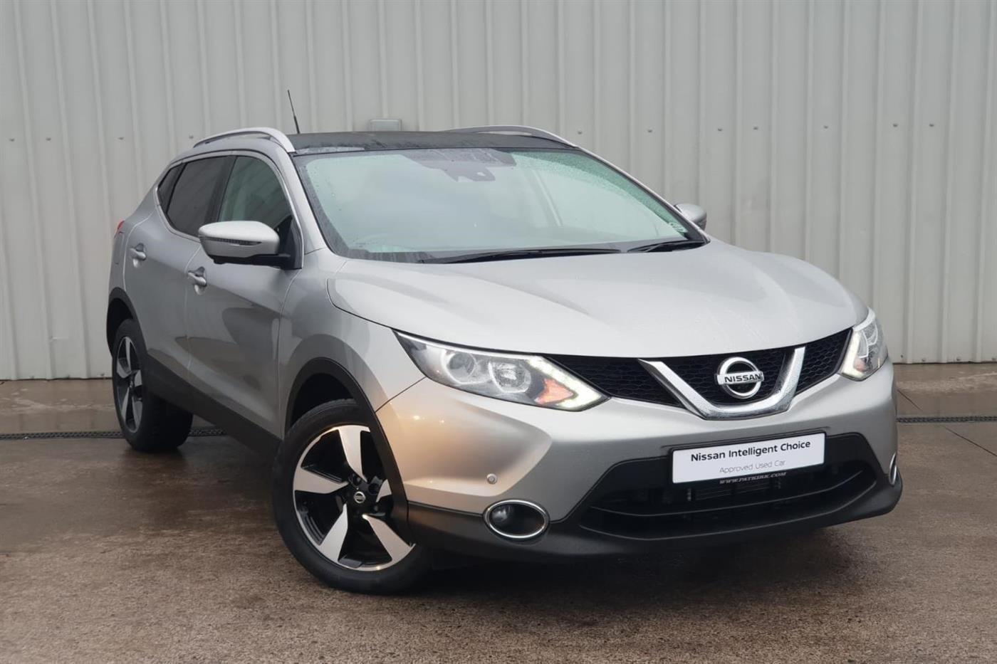 Sale Red N Logo - Nissan Qashqai │Silver│for Sale in Omagh│Nissan Used Cars UK MDX ...