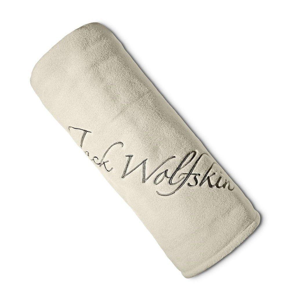 Jack Wolfskin Logo - Jack Wolfskin Logo Fleece Blanket - White Sands £29.99