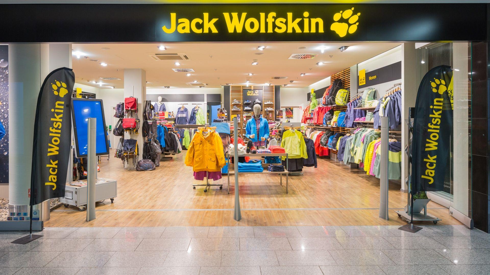 Jack Wolfskin Logo - Jack Wolfskin