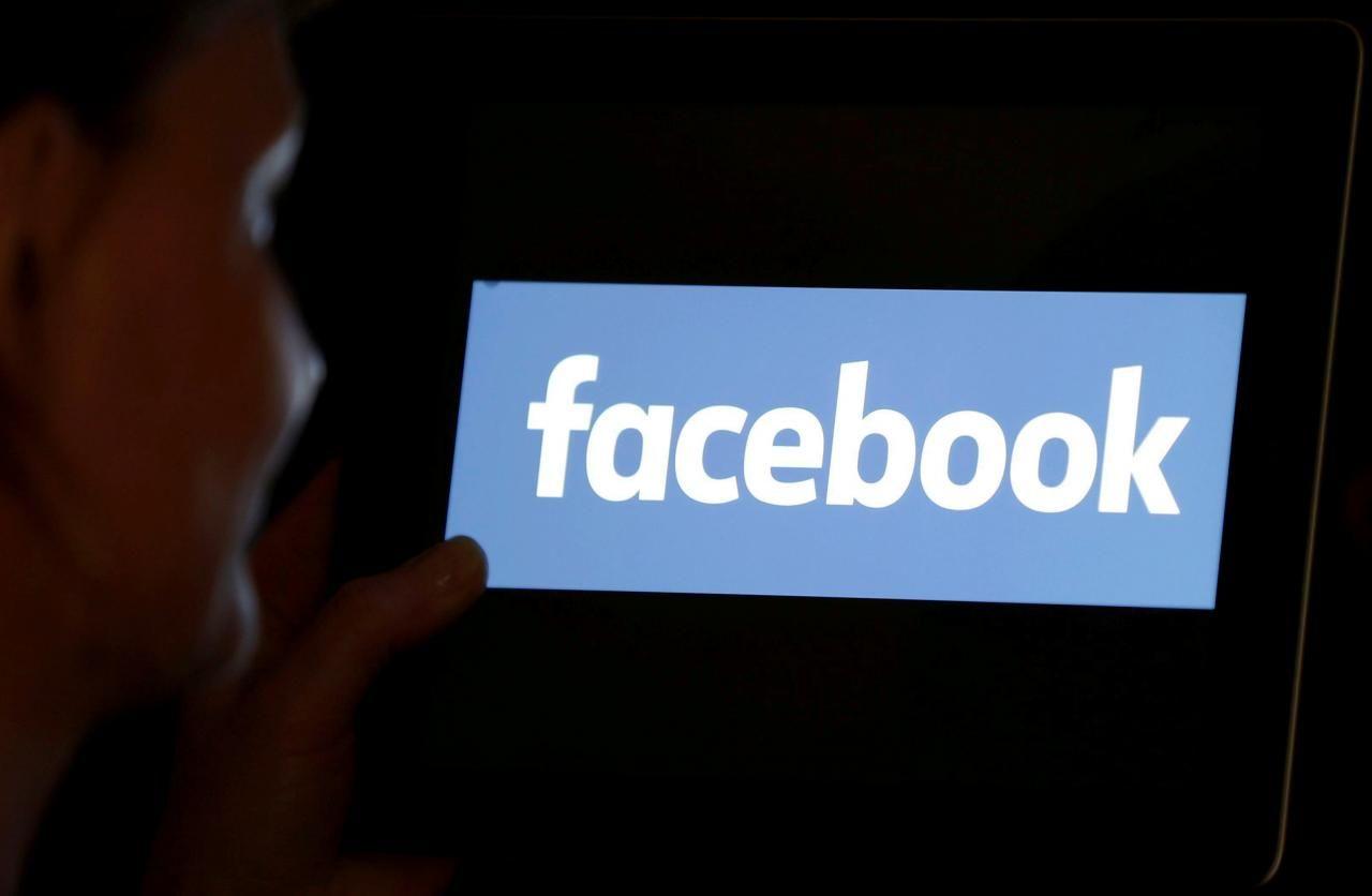 D 3 New Facebook Logo - Facebook in talks with banks to expand customer service | Reuters